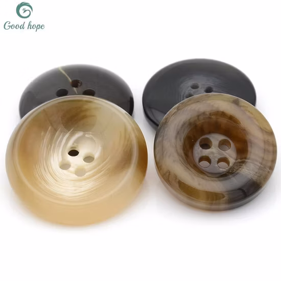 Высокое качество по индивидуальному заказу 15 мм 4 отверстия круглые швейные пуговицы из коровьего рога из натуральной смолы для рубашки, пальто, одежды